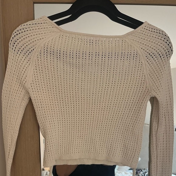 American Eagle Crochet Cream Long Sleeve Crop Size Small - Picture 5 of 7